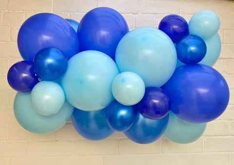 Blues Organic Garland